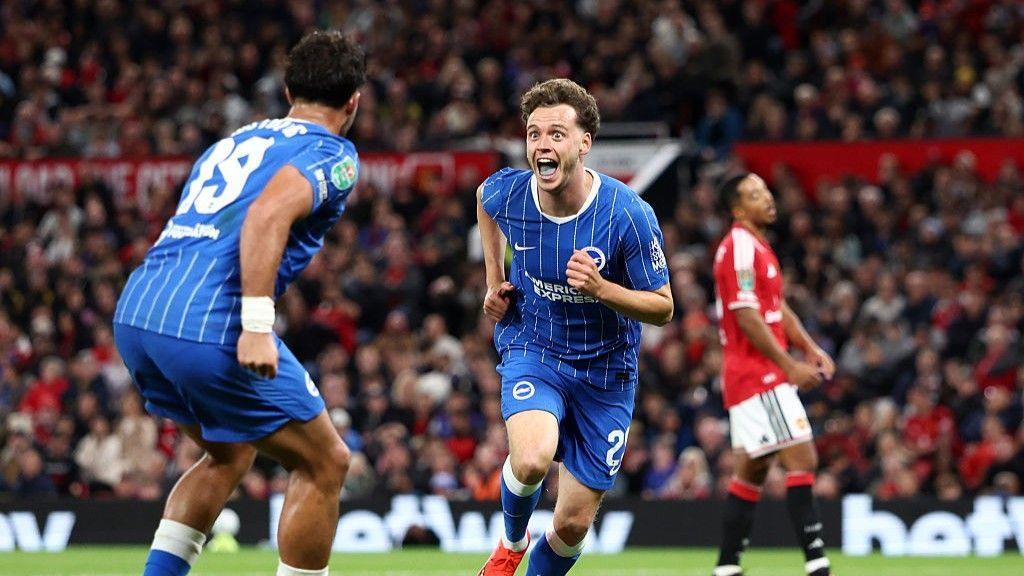 Arsenal đối đầu Fleetwood Town trong trận cầu kịch tính tại EFL Cup (Hình ảnh trận đấu 3)