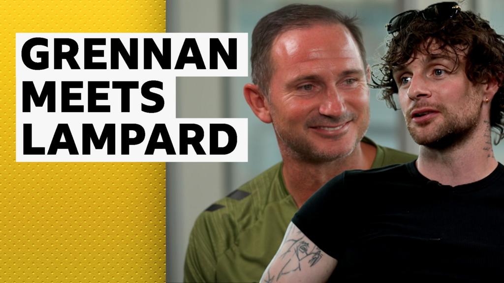 Frank Lampard chỉ đạo các học trò ăn mừng chiến thắng lịch sử tại Ngoại Hạng Anh (Hình ảnh trận đấu 4)