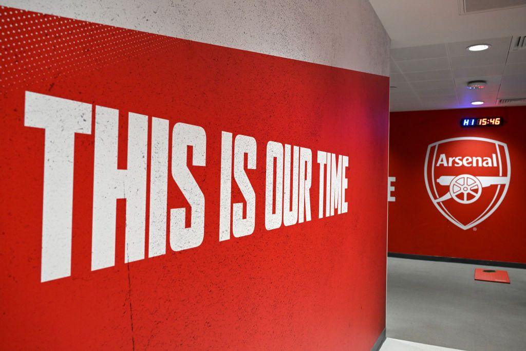 Arsenal tính chuyện cho thần đồng Max Dowman đi mượn để phát triển 3 Thần đồng Max Dowman của Arsenal trên sân tập luyện chuẩn bị cho mùa giải mới tại Ngoại Hạng Anh (Hình ảnh trận đấu 3)
