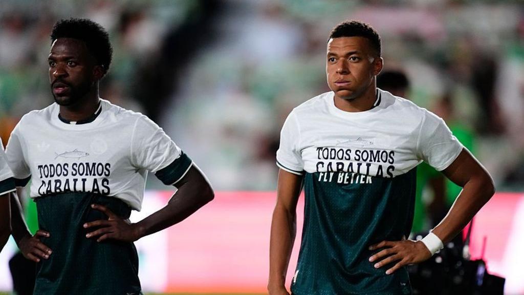 Mbappe và Vini Jr lu mờ thông điệp nhân văn tại La Liga 1 Kylian Mbappe và Vinicius Junior thi đấu trong trận đấu tại La Liga của Real Madrid