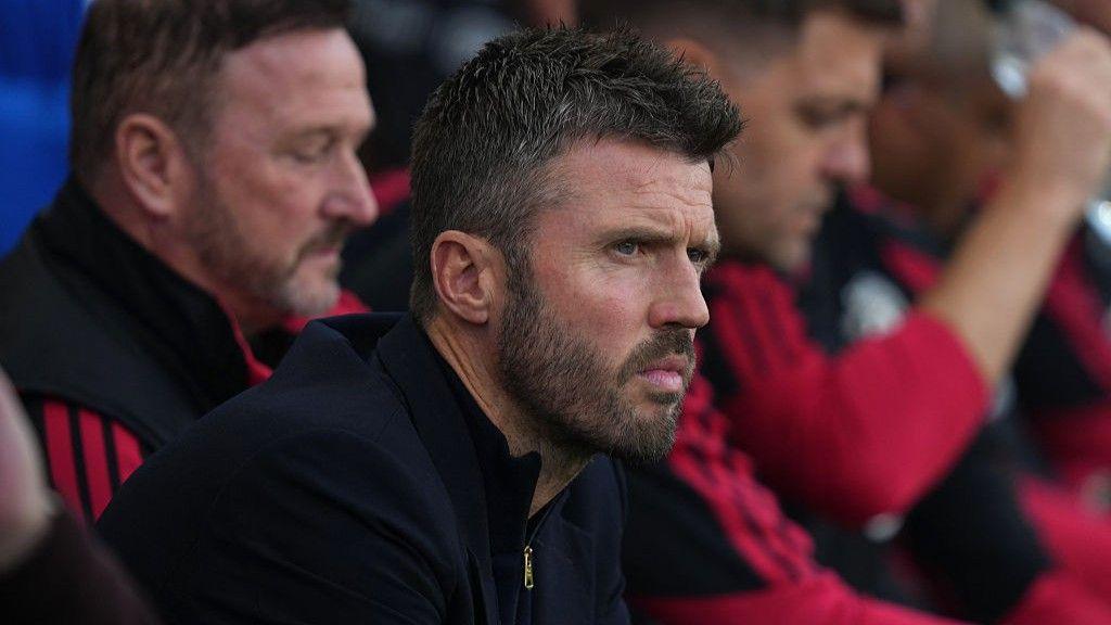 Michael Carrick phát biểu trước truyền thông về Manchester United tại Ngoại Hạng Anh (Hình ảnh trận đấu 2)