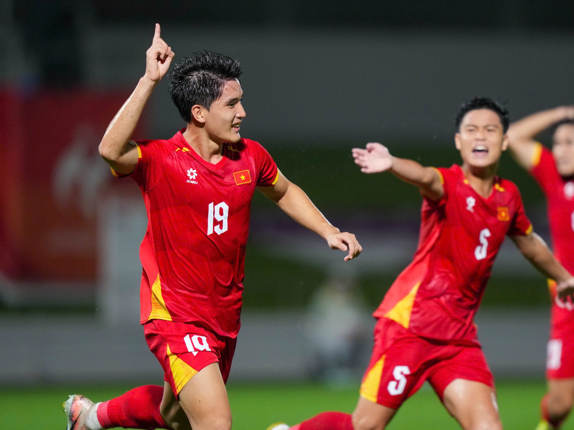 U23 Viet Nam an mung ban thang trong tran dau tai ASIAD (Hình ảnh trận đấu 4)